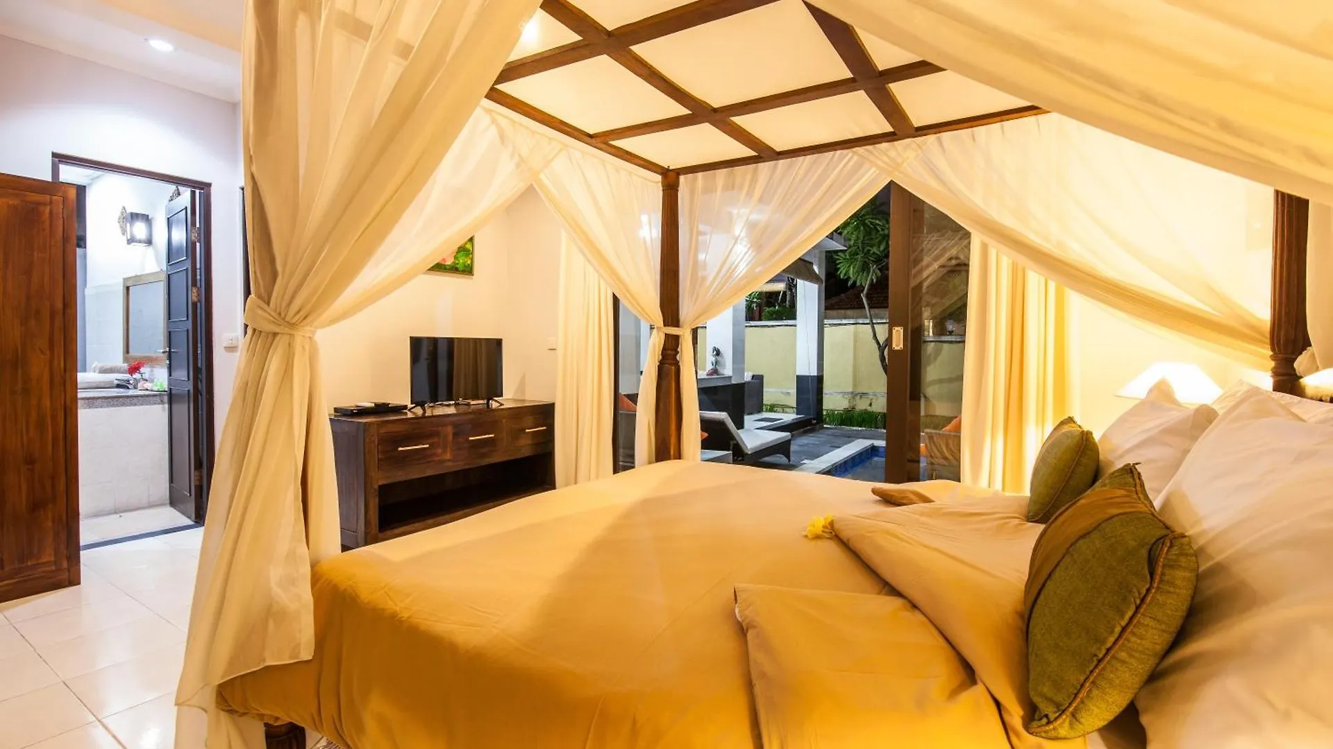6-Br Private Pool Legian Villa 5-Min Walking To Beach スミニャック